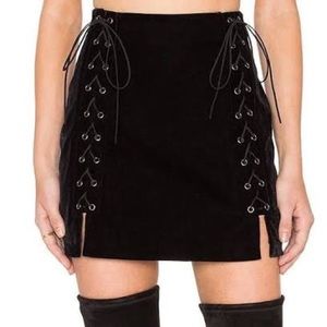 endless rose black lace up velvet skirt